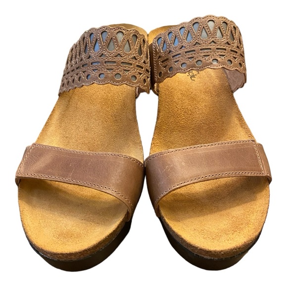 NIB! NAOT Rise ladies shoes Genesis -23030 S8R-Latte / Brown size 41 - Picture 3 of 10